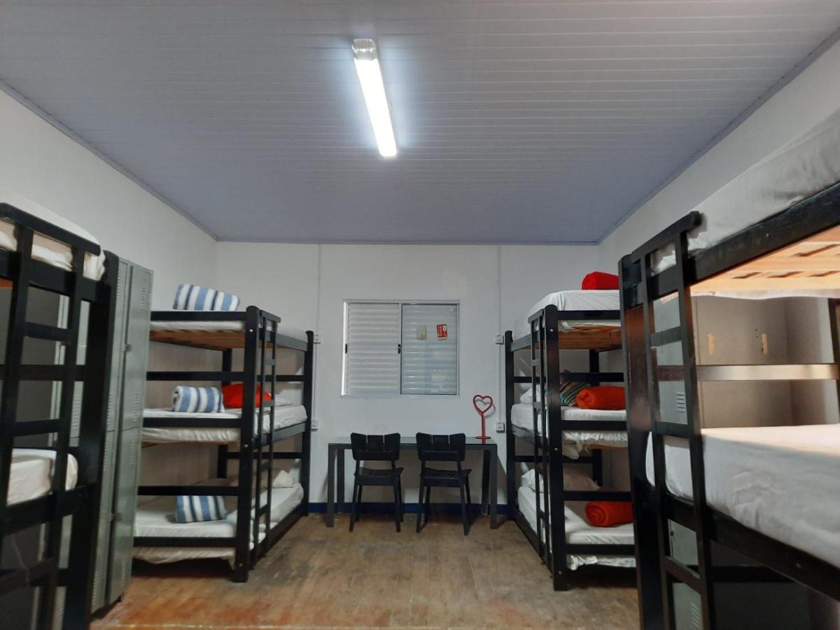 סאו פאולו Vilarejo Hostel Pinheiros Guest House מראה חיצוני תמונה