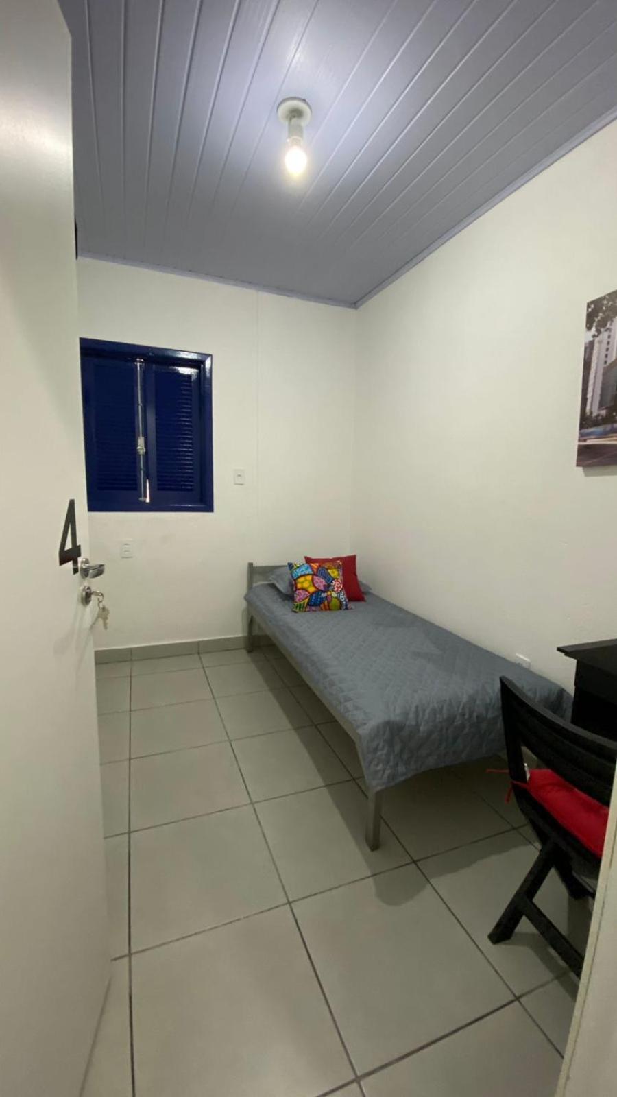 סאו פאולו Vilarejo Hostel Pinheiros Guest House חדר תמונה